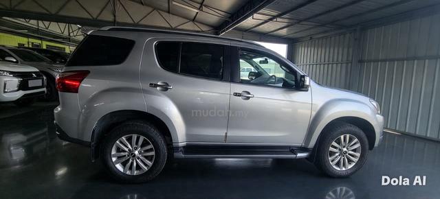 201/2020 Isuzu Mu-X 1.9 4X2 Facelift Auto) 7 - 5