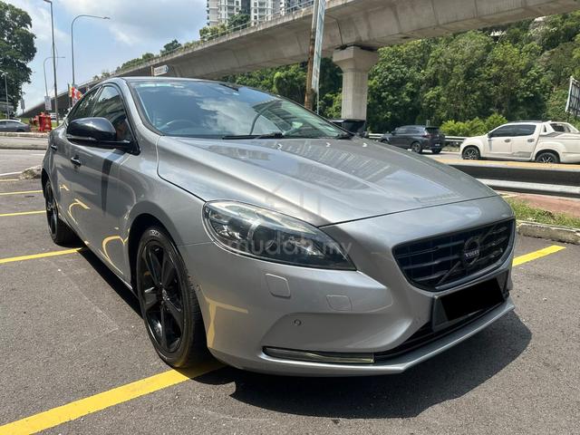 2016 Volvo V40 2.0 T5 (A) LOW MILEAGE - 2