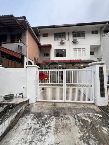 Newly Furnished Female Rooms FOR RENT @ Taman Dagang, Ampang 1