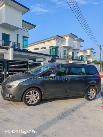 2014 Peugeot 5008 1.6 THP FACELIFT (A) - 1