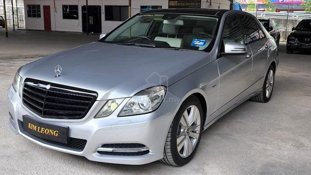 2011 Mercedes Benz E250 CGI 1.8 SUNROOF / 7 SPEED - 2