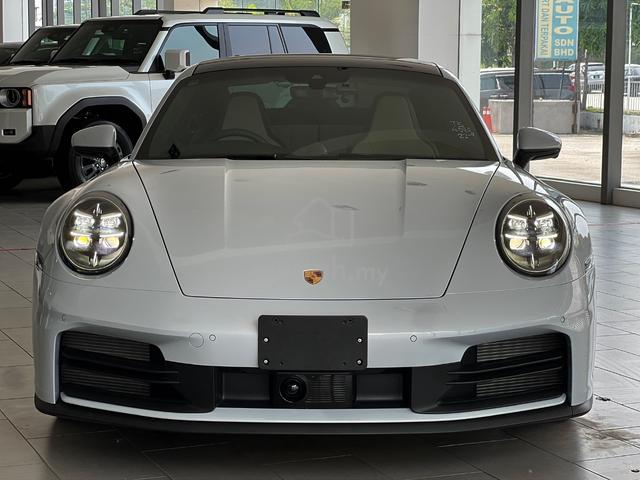 UNREG 2025 Porsche 911 Carrera - Ice Gray Metallic - 2