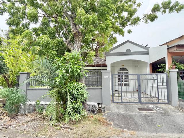 CORNER LOT Teres 1 Tingkat Desa Cempaka Nilai 1