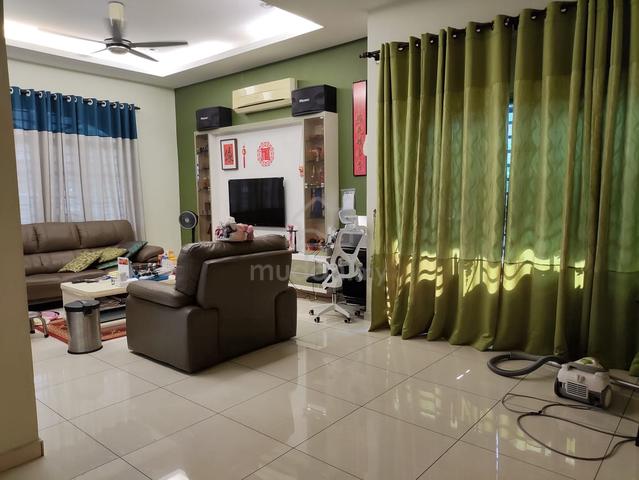 2 Storey Renovated Cluster House Taman Menara Maju Klang for Sale 1