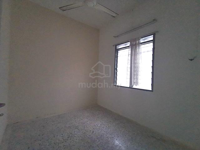 FULL Loan 💯 Rumah Teres murah Pekan Kapar Klang Terrace House 5