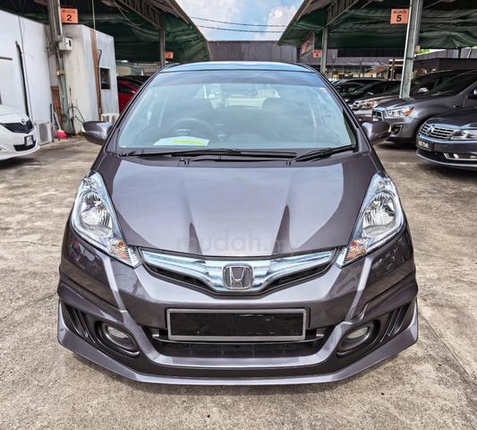 2014 Honda JAZZ 1.3 HYBRID FACELIFT (A) - 2