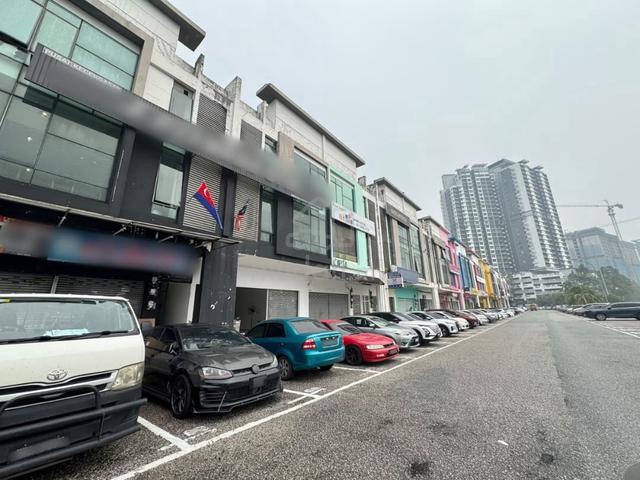 Taman Setia Tropika 3 Storey Shop Lot Tampoi Johor Bahru 1