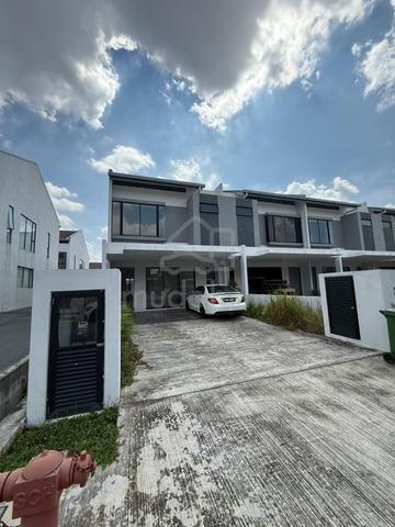Sell Cheapest in Market! Lambaian 2 End Lot 2-Storey Terrace 1