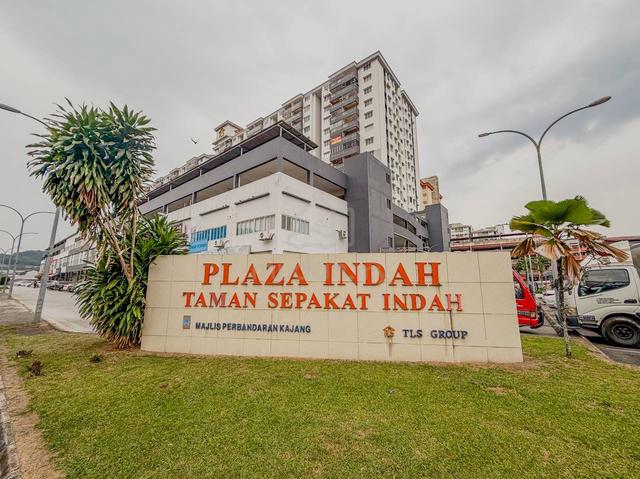 Plaza Indah 1