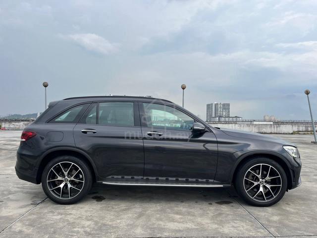 2021 Mercedes Benz GLC300 4MATIC AMG LINE 2.0L (A) - 2