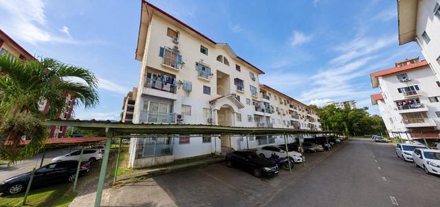 Idaman Apartment (Lok Kawi Heights) 1