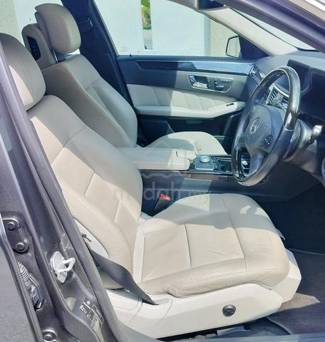 Mercedes Benz E300 V6 3.0(A)AVANTGARDE PREMIUM EDI - 5