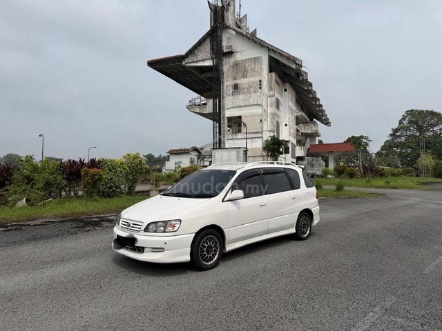 2001 Toyota IPSUM 2.0 (A) - 3
