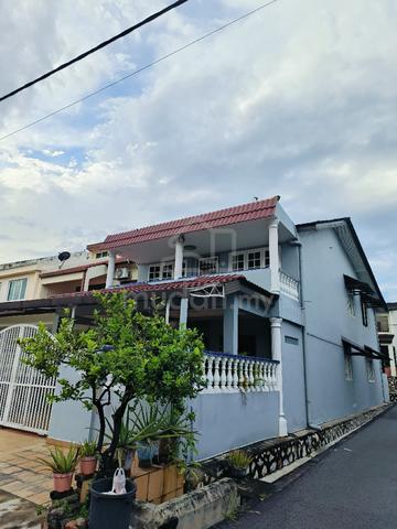 End Lot 2 Storey Terrace House For Sale 1