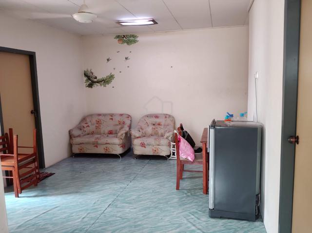 Bilik single non sharing Seremban 2 Garden Avenue Dahlia P 1