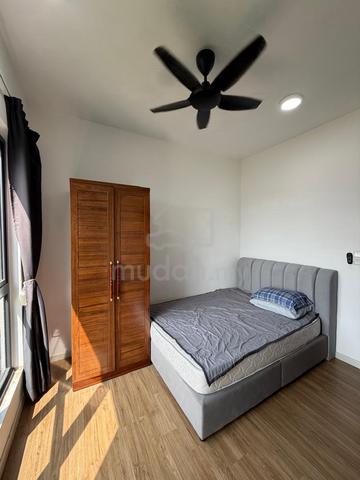 Middle Room Male@Sunway Velocity Two Tower B For Rent(Fully Furnished) 1