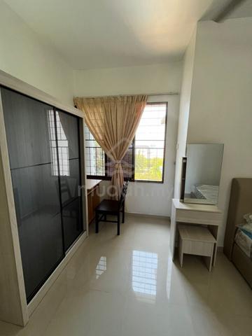 Marina Bay Condominium 1