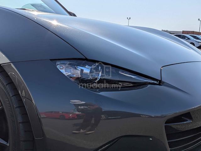 2022 Mazda MX-5 1.5 ROADSTER S LEATHER PACKAGE - 4