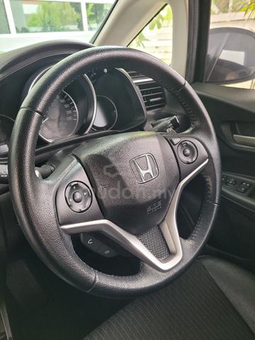 2017 Honda JAZZ 1.5 V Spec - 5
