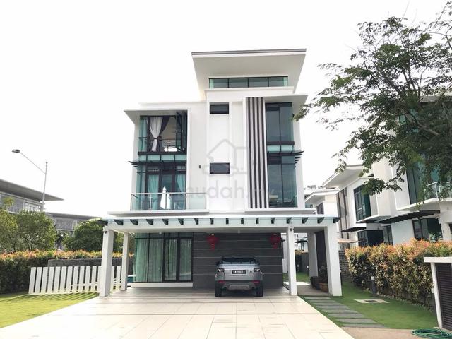 Corner Unit Fera Link Bungalow Presint 8 1