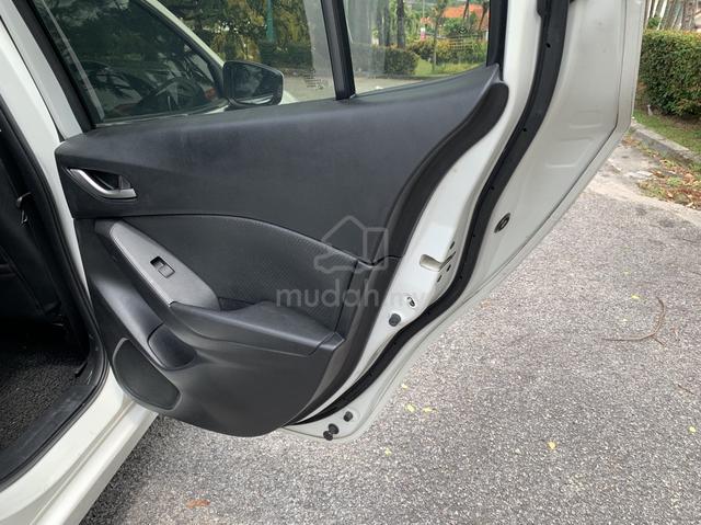 2014 Mazda 3 2.0 (A)Skyactiv Sunroof Paddle Shift - 4