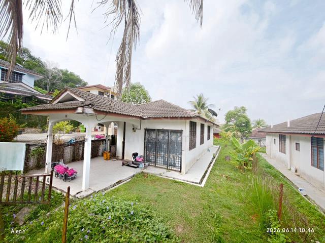 [Dekat Hoshas] Banglo Setingkat Setingkat Taman Jaya 2, Temerloh 1