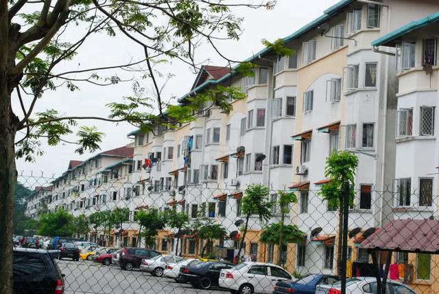 Impian Apartment 1