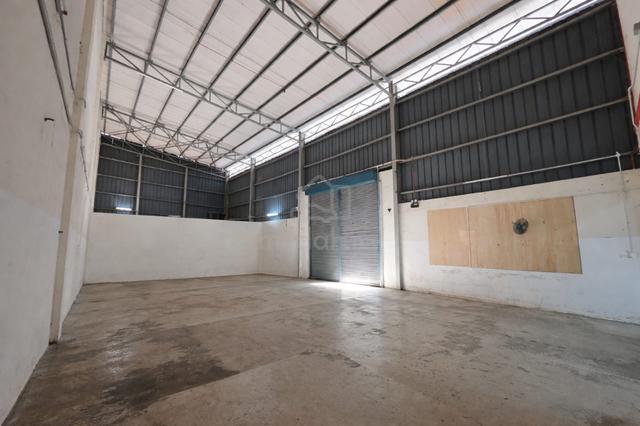 1.5Sty Semi-D Factory Warehouse Sell with Tenancy ROI 3% Mak Mandin 1