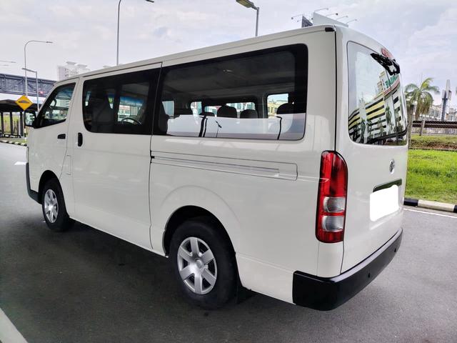 2023 Toyota Hiace 2.5 (M) Window Van Low Roof - 5