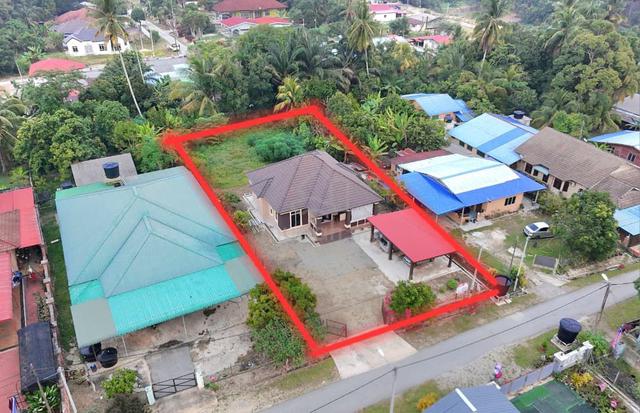 Rumah Banglo + Tanah Suku Ekar 1