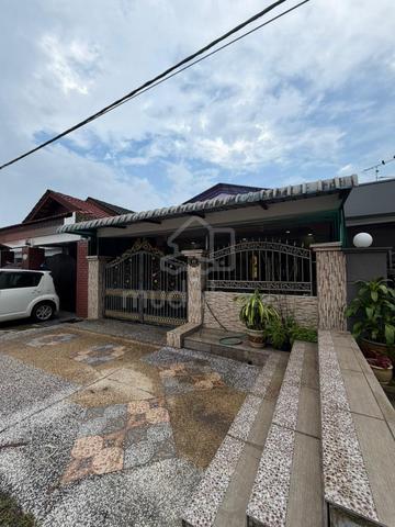 Taman Puteri Wangsa / Ulu Tiram / Johor 1