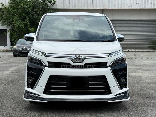 2021 Toyota VOXY 2.0 ZS KIRAMEKI III (A) - 1