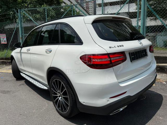 Mercedes Benz GLC250 2.0 4-MATIC NIGHT EDITION - 2