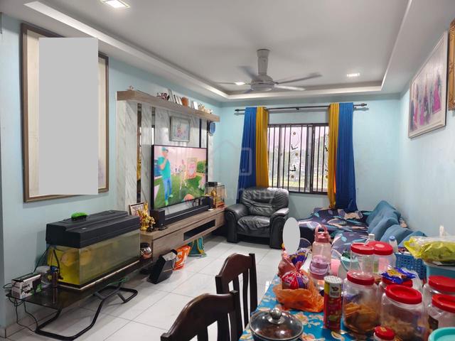 Idaman Senibong Apartment 1