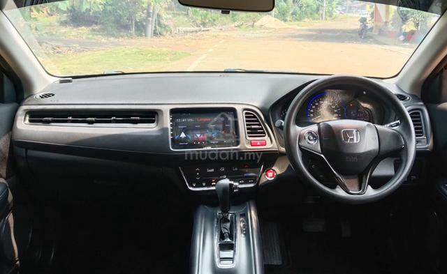 2017 Honda HR-V 1.8 E (A) Modulo Sport - 4