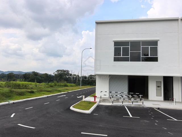 CORNER LOT MAIN ROAD 4500ft Shop Lot Nada Bidara Labu Negeri Sembilan 1