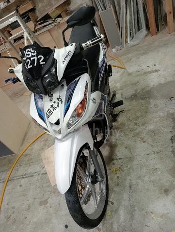 Lagenda 115 dah tak pakai - Motorcycles for sale in Johor Bahru, Johor