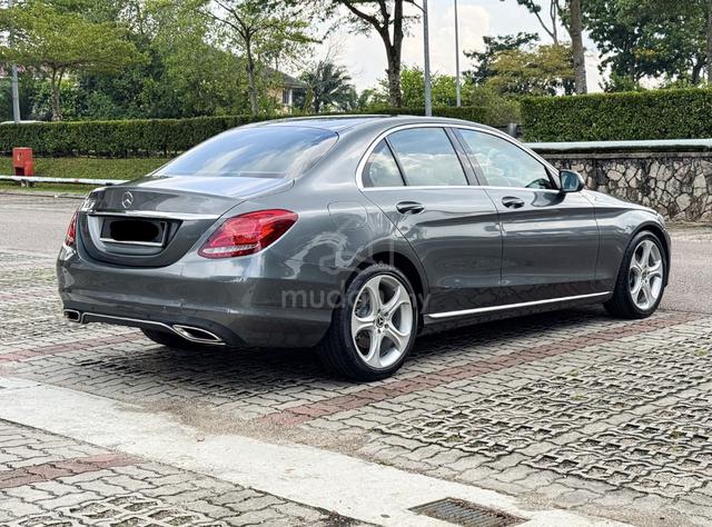 2017 Mercedes Benz C200 2.0 AVANTGARDE (CKD) (A) - 4