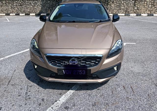 2015 Volvo V40 2.0 CROSS COUNTRY T5 (A) - 1