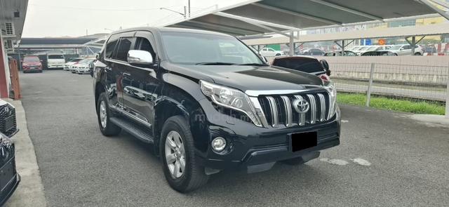 TOYOTA LAND CRUiSER PRADO TRJ150W 2.7 PETROL - 2