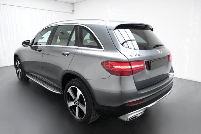 2018 Mercedes Benz GLC200 2.0 1-OWNER FSR TIPTOP - 4