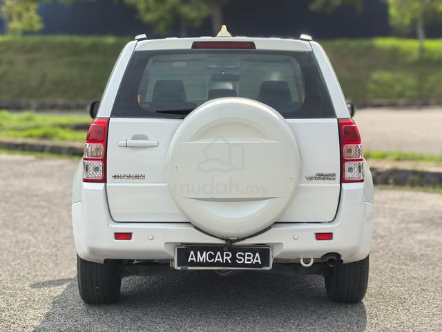Suzuki GRAND VITARA 2.0 FACELIFT (A) SUVs WARRANTY - 3