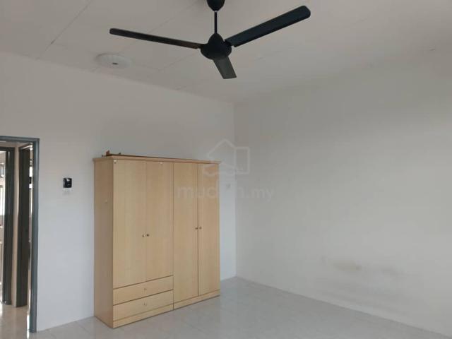 Soon Choon / Botani / Gunung rapat double storey house for rent 3