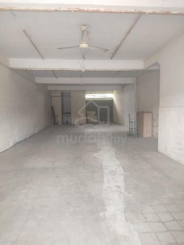Facing Open1650 Sqft KLANG UTAMA Ground Floor Shop Lot For Rent 1