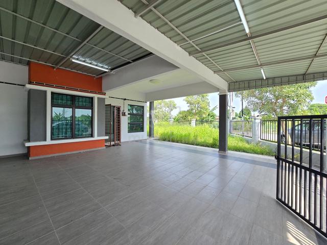 Corner Lot Single Storey Terrace Taman Merdeka Malim Jaya near Cheng 1