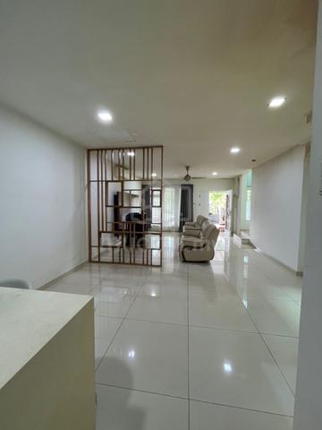 GATED&GUARDED I 2 Storey Terrace 150 Paragon, Seri Kembangan 1