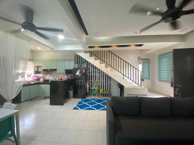 Double Storey Teraace Hibiscus 2 Bandar Seri Coalfieds Sungai Buloh 3