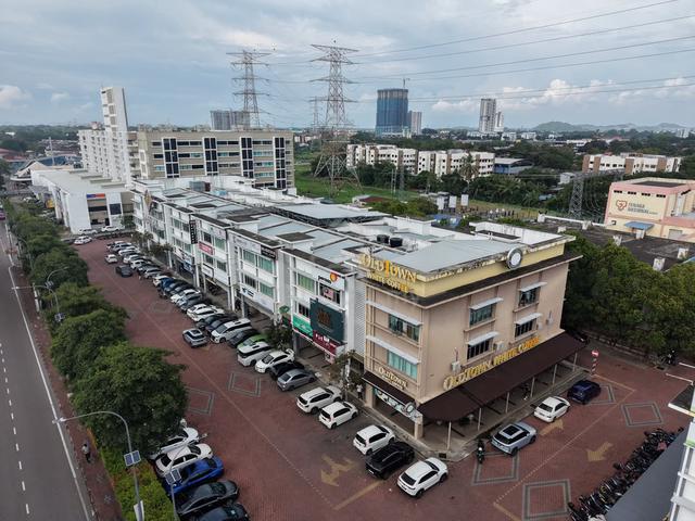 HOT INVESTMENT|3 Storey Shoplot Seberang Jaya|Tenanted|Nr Sunway Mall| 1