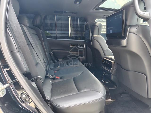2024 Toyota LANDCRUISER 3.5ZX LC300 BLACK INTERIOR - 3
