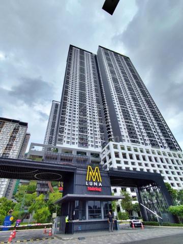 M Luna 1
